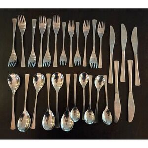 28 Pieces Reed & Barton Stainless Rebacraft Narvik Flatware Place Setting 5+